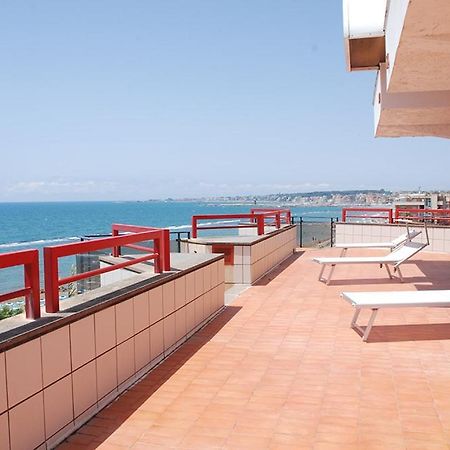 Hotel Neptunus 네뚜노 외부 사진